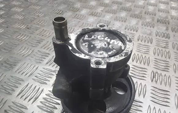 Renault Laguna II Power steering pump 8200100082