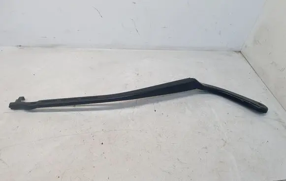 BMW 5 E60 E61 Front wiper blade arm