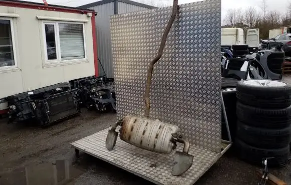 Muffler/silencer