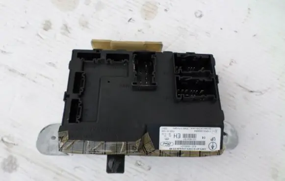 Ford Fiesta Gearbox control unit/module 8V5115K600EH