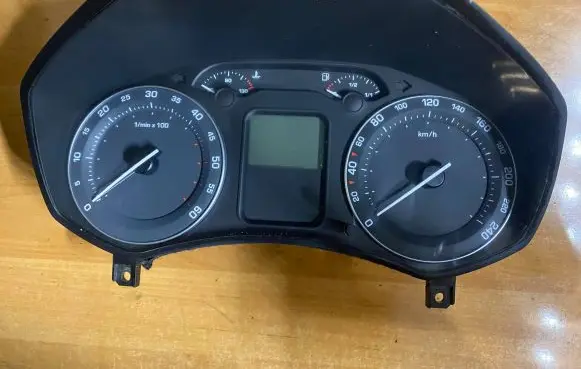 Skoda Octavia Mk2 (1Z) Speedometer (instrument cluster) 1Z0920800D V3560416