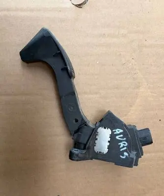 Toyota Auris E180 Accelerator throttle pedal 7811002120