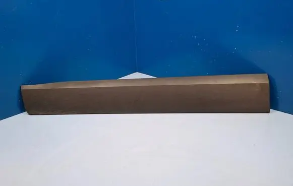 Opel Crossland X Front door trim (molding) 13482096