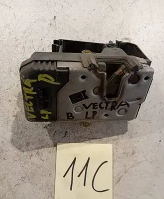 Opel Vectra B Rear door lock 24434884