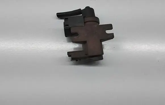 Ford Kuga II Turbo solenoid valve 701771010