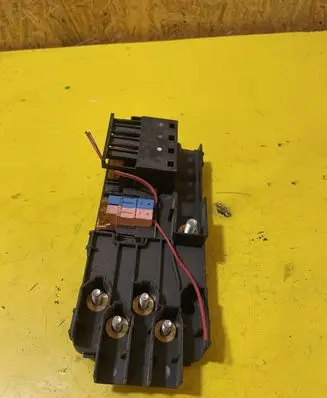 Mercedes-Benz E W211 Fuse module 2115452301