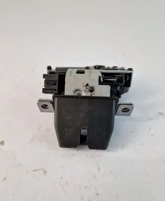 Ford Puma Tailgate/trunk/boot lock/catch/latch L1TAN442A66AA
