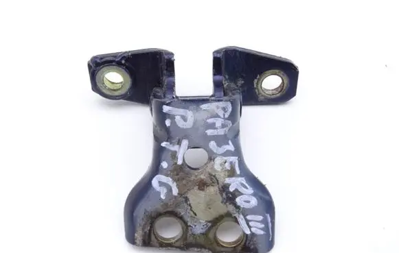 Mitsubishi Pajero Rear door hinge set PAJERO_III_99-06_ZAWIAS_DRZWI_PRAWY_TYŁ_GÓRA_T11