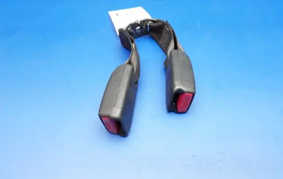 Lexus IS 220D-250-350 Rear seatbelt buckle 060209AA