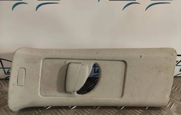 (B) pillar trim (top)