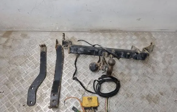 Peugeot 807 Tow bar set 5F001V2