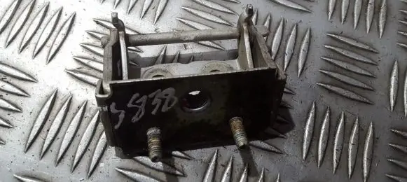 Ford Focus Tailgate/trunk/boot hinge
