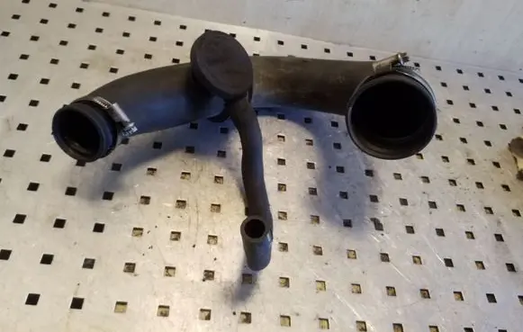 Nissan Almera N16 Turbo air intake inlet pipe/hose 8200143788A