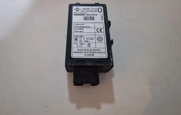 Nissan X-Trail T30 Comfort/convenience module 285963Y50