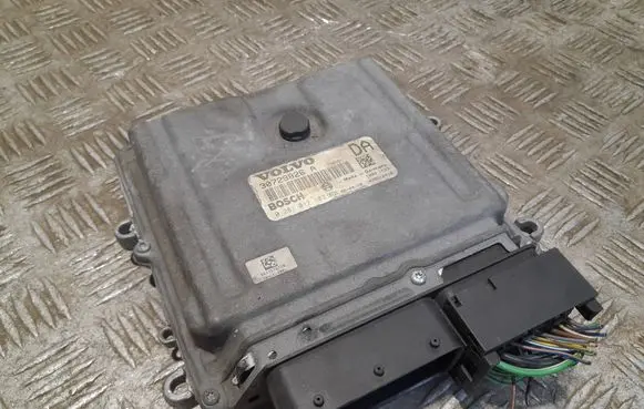 Volvo XC90 Engine control unit/module 30729826A 0281012103 1039S12418