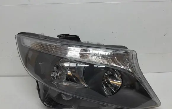 Mercedes-Benz Vito Viano W447 Headlight/headlamp A4479065900