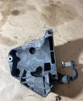 Generator/alternator bracket