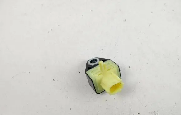 Toyota Hilux (AN120, AN130) Airbag deployment crash/impact sensor 898310K040 533J2V0D9