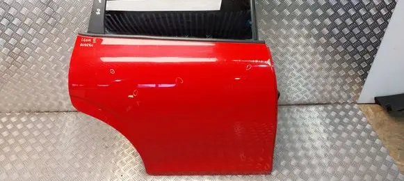Seat Leon (1P) Rear door S26372131