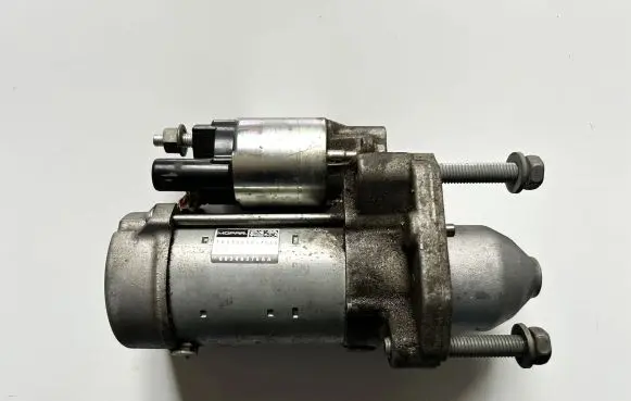 Chrysler Pacifica Starter motor 68348376AA