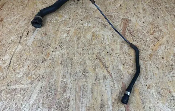 BMW Z4 E89 Engine coolant pipe/hose 7612444