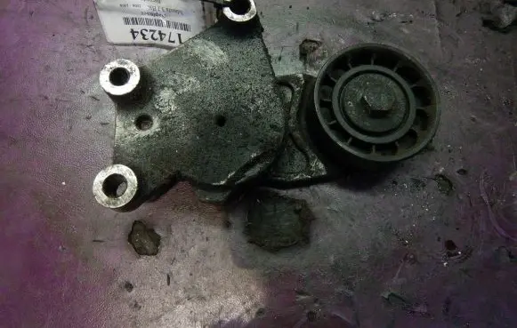 Mazda 3 I Timing belt tensioner 
