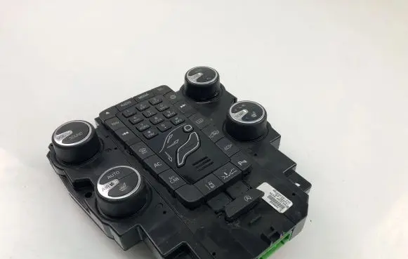Volvo V40 Climate control unit 31398642