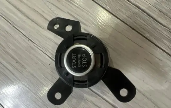 Nissan Juke II F16 Engine start stop button switch