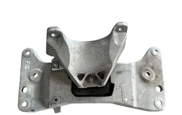 BMW 6 F06 Gran coupe Gearbox mounting bracket 6781229 6777613