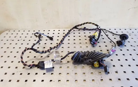Skoda Octavia Mk2 (1Z) Front door wiring loom 1Z0121DJ
