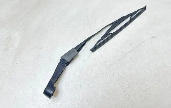 Honda CR-V Rear wiper blade arm X6755NWB
