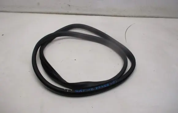 Renault Captur Rubber seal rear door 