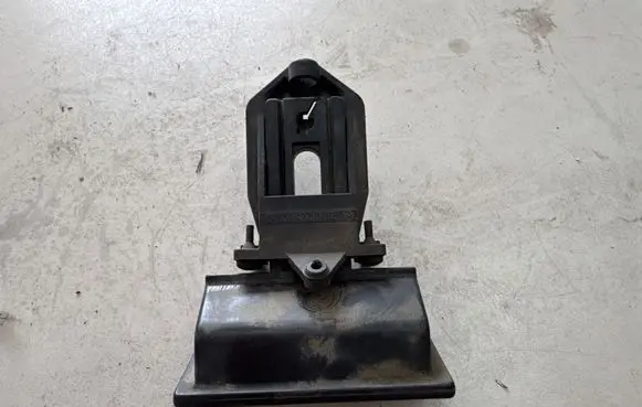 Mercedes-Benz E W124 Hand brake release handle 1244270712