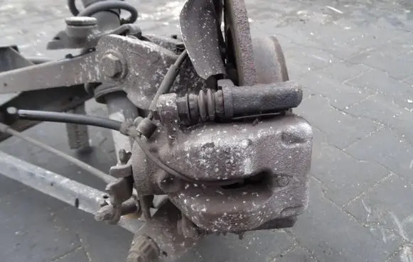 Mini Cooper Countryman R60 Rear brake caliper