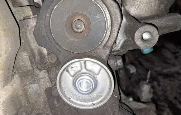 Honda Accord Generator/alternator belt tensioner