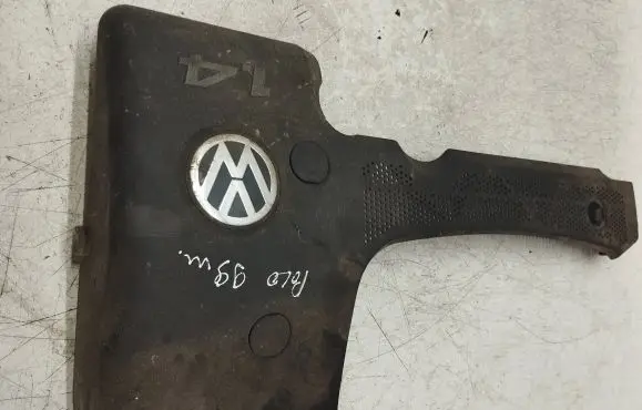 Volkswagen Polo III 6N 6N2 6NF Engine cover (trim) 030103935