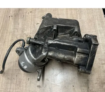 BMW X5 E53 Engine oil radiator 8792145 2247204 47006