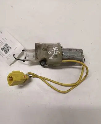 Volkswagen Phaeton Seat belt adjustment motor 404691 560973354D