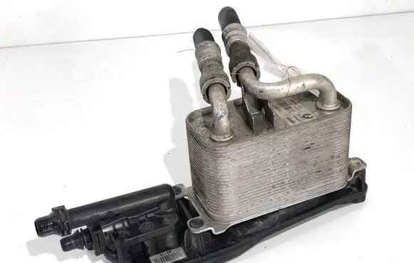 BMW 5 E60 E61 Engine oil radiator 7534896