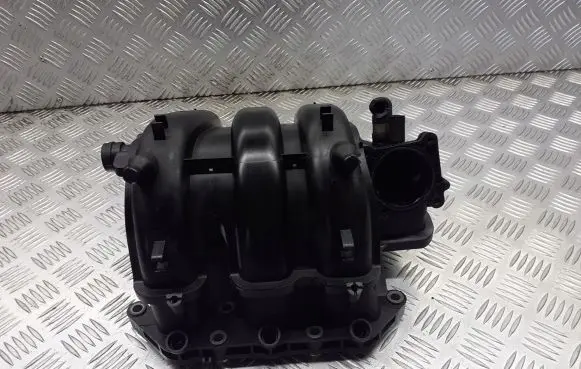 Volkswagen Polo IV 9N3 Intake manifold 036133062N