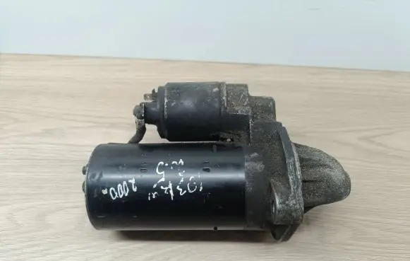 Volvo V70 Starter motor 0001109041