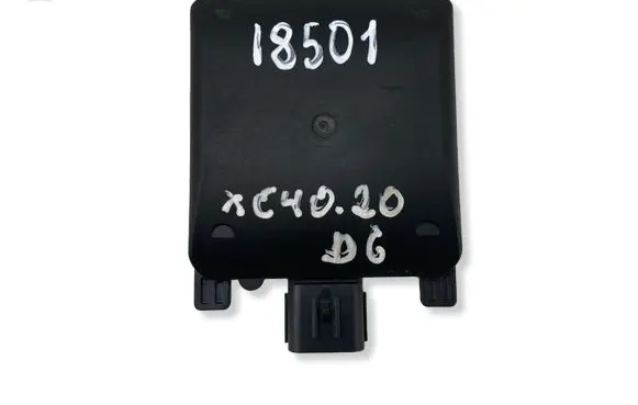 Volvo XC40 Blind spot module 32286570