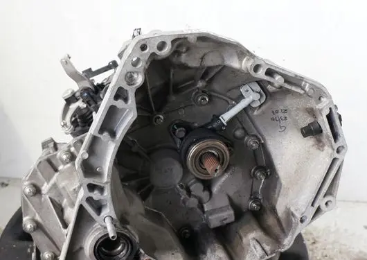 Renault Twingo III Manual 5 speed gearbox JE3-004