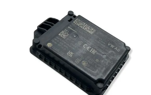 Audi Q2 - Distronic sensor radar 2Q0907561J A2C78304500 2Q0907572D
