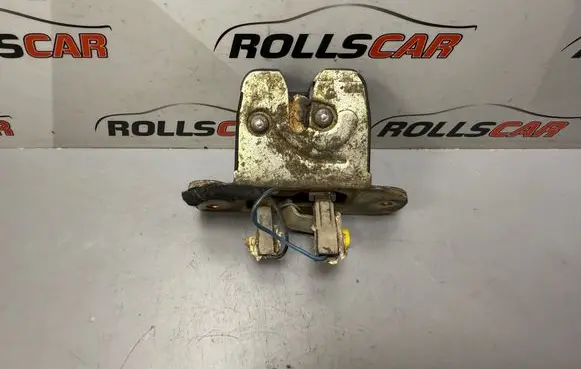 Volvo S40, V40 Tailgate lock latch 
