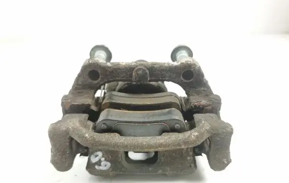 Honda CR-V Rear brake caliper