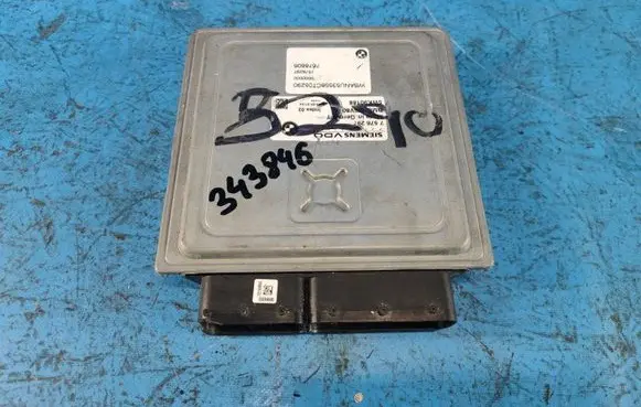 BMW 5 E60 E61 Engine control unit/module 12147602220
