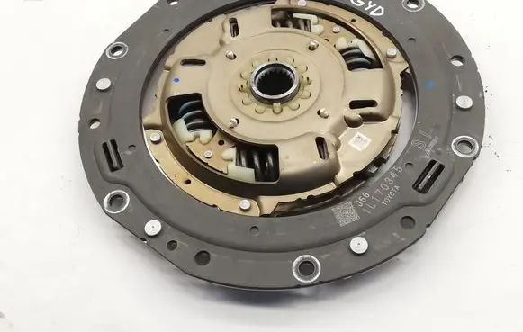 Toyota Yaris Cross Pressure plate 