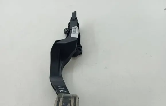 Opel Mokka B Accelerator throttle pedal 9837891980 6PV01352413