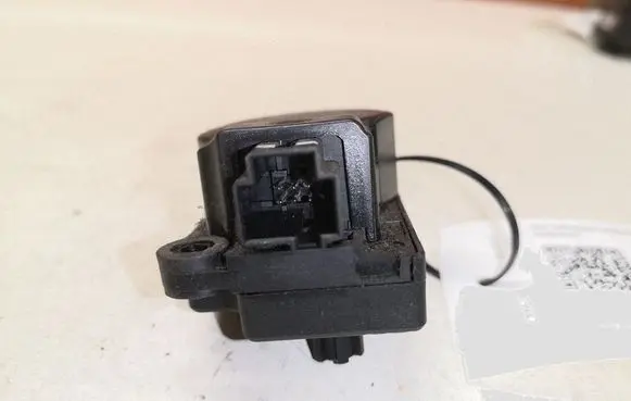 Citroen C5 Air flap motor/actuator 4PUH19E616BC